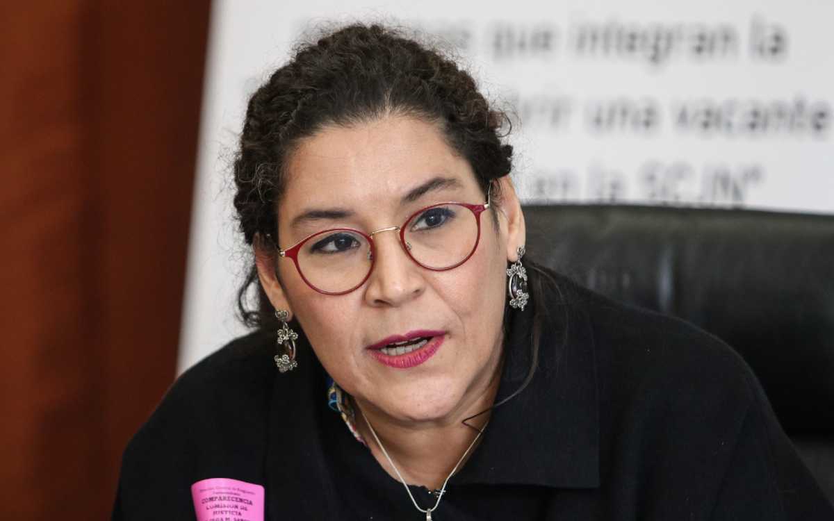 Lenia Batres critica posición del PJF