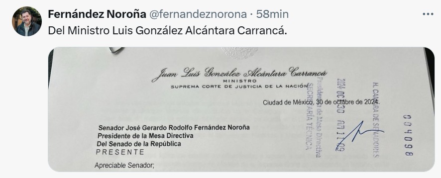 Renuncia ministro González