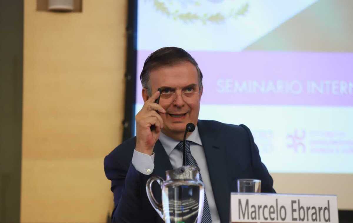 Ebrard anuncia aumento IED