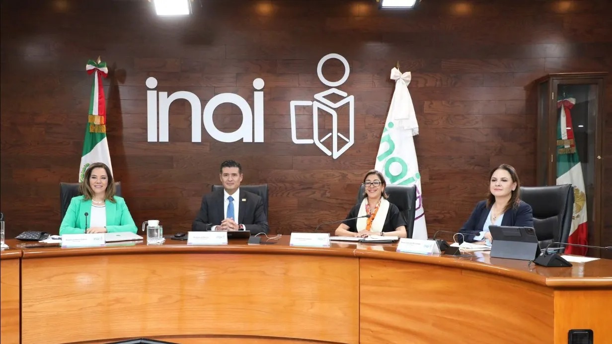 Presidente del INAI justifica gastos del INAI