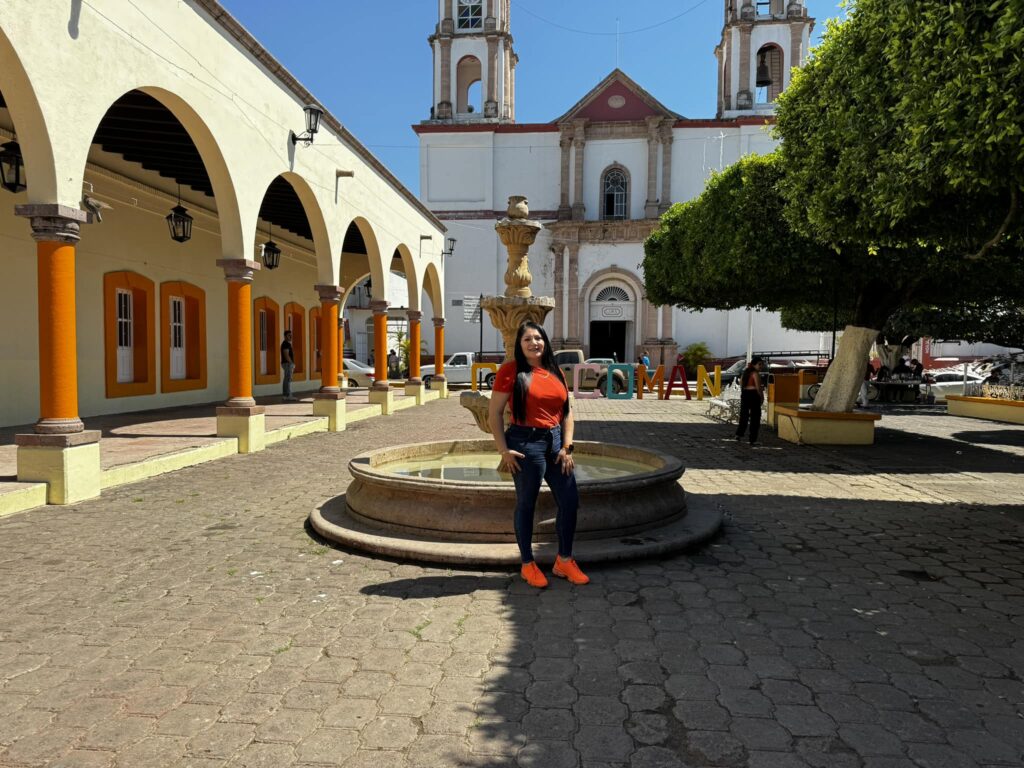 Anavel Ávila Coalcomán Michoacán