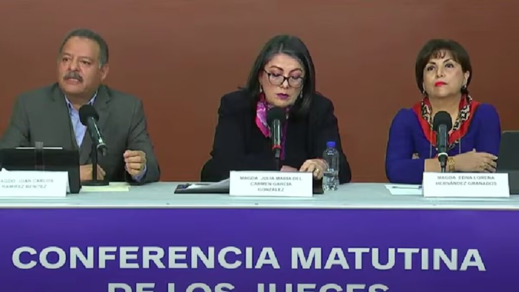 Magistrada González durante mañanera judicial