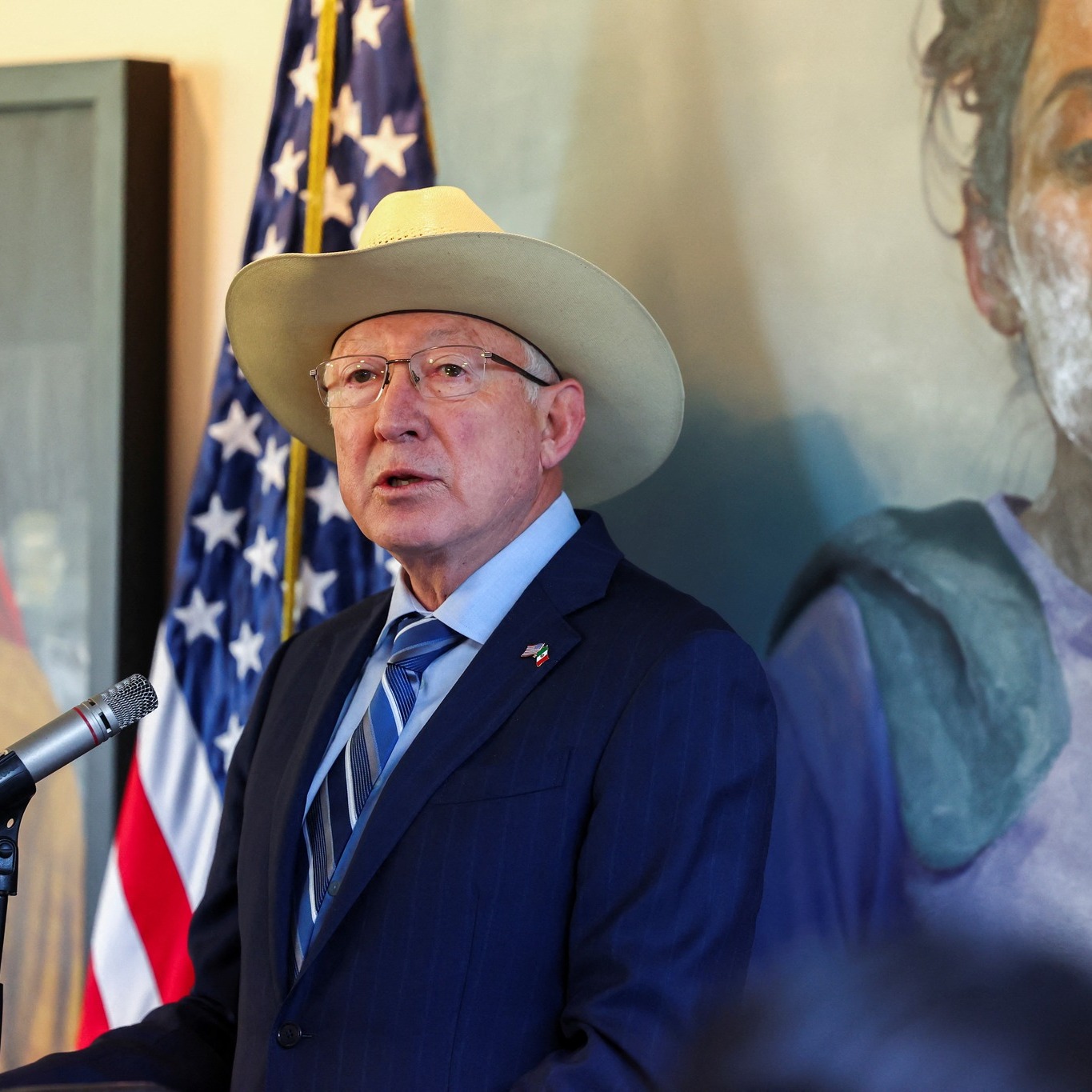 Hay fentanilo en México y sé que se produce acá: Ken Salazar