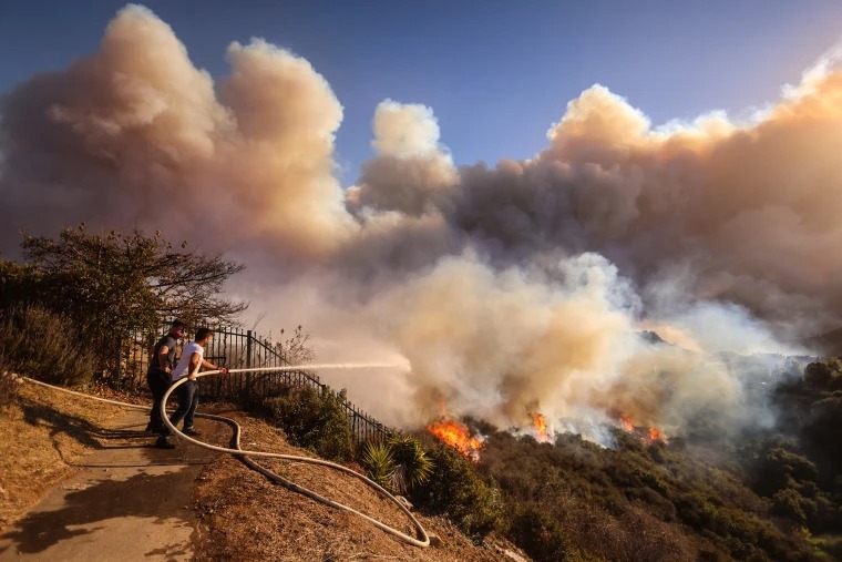 Salinas Pliego instrumentaliza incendios