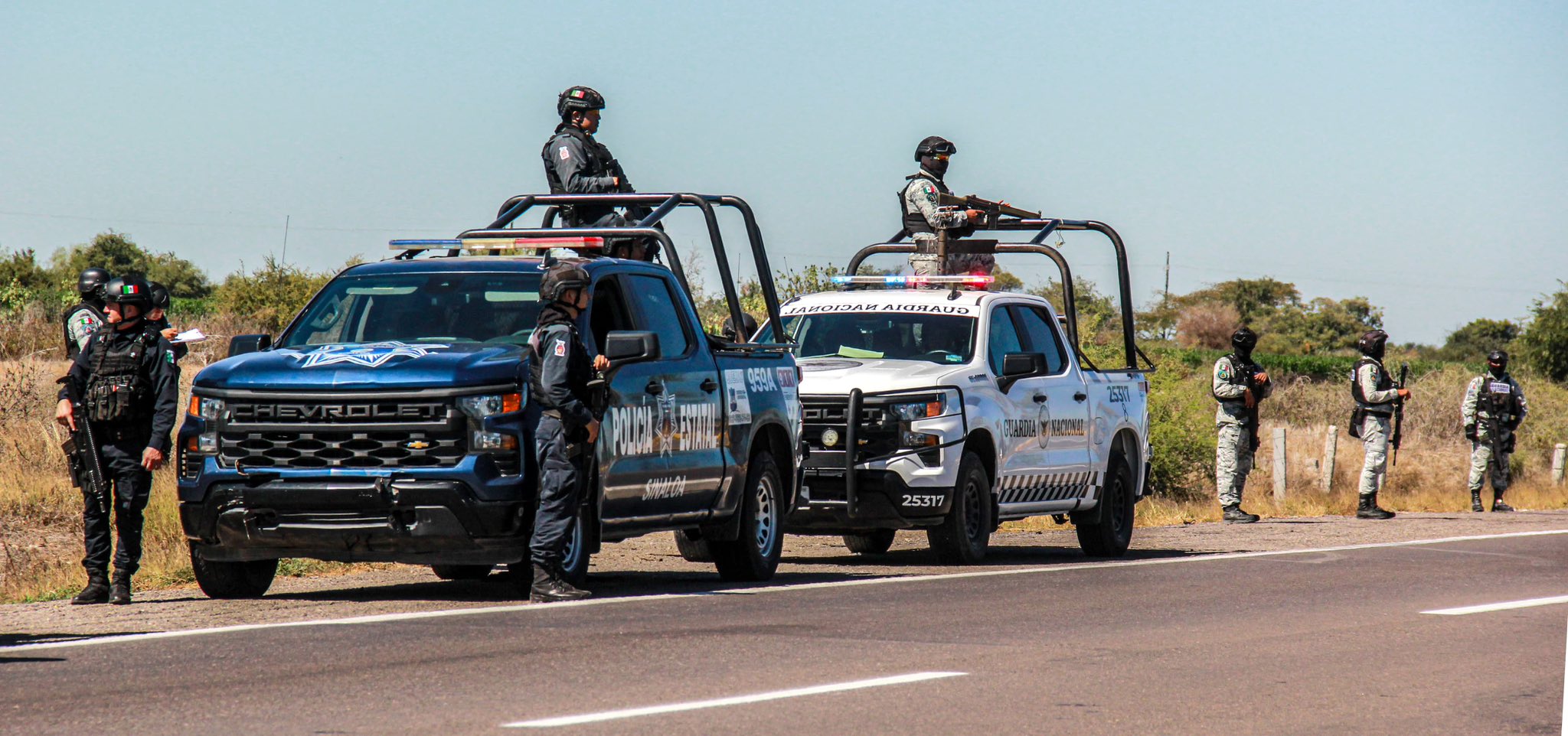 Aseguran tres narcolaboratorios con drogas en Culiacán