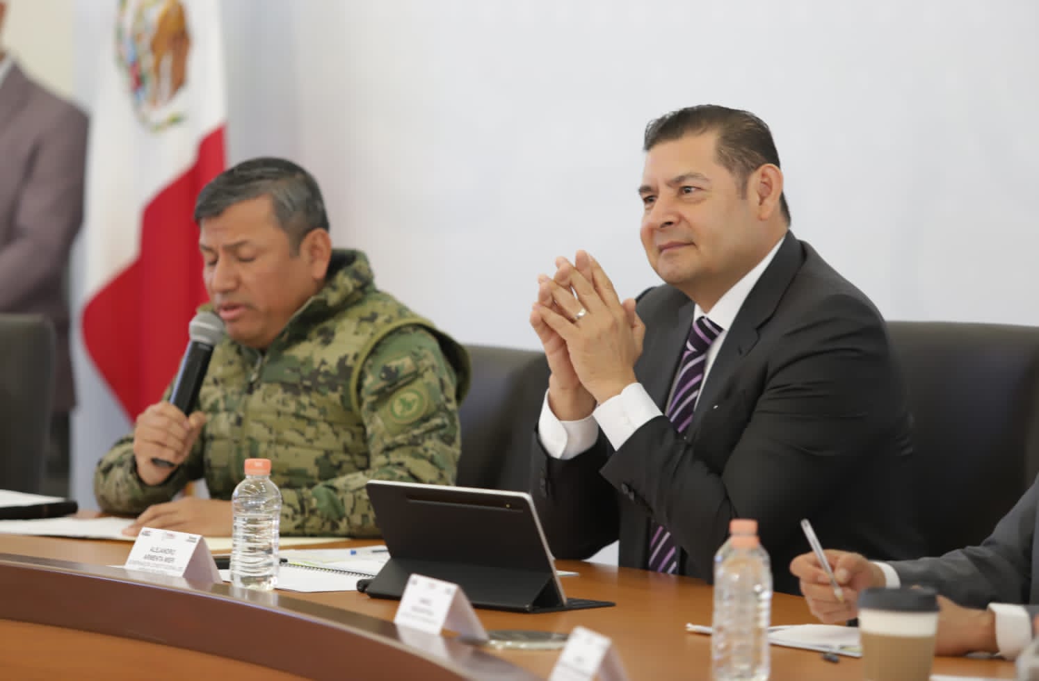 Puebla, pionera en la producción de chips: Alejandro Armenta