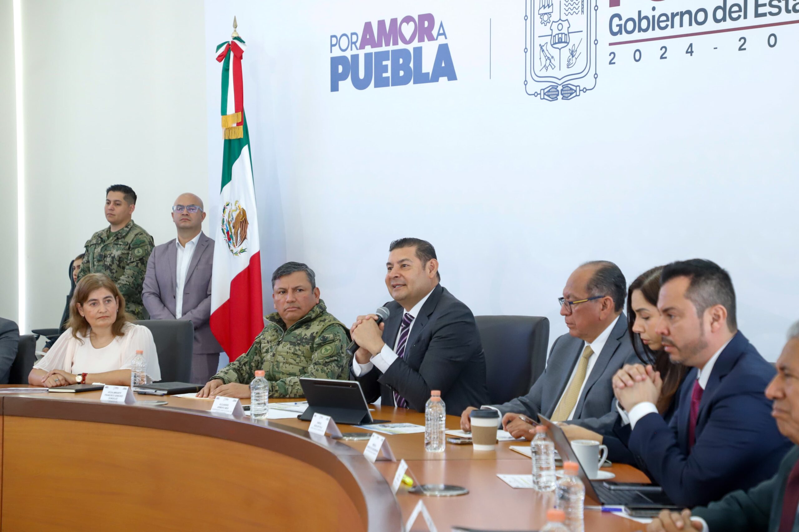 Puebla, pionera en la producción de chips: Alejandro Armenta
