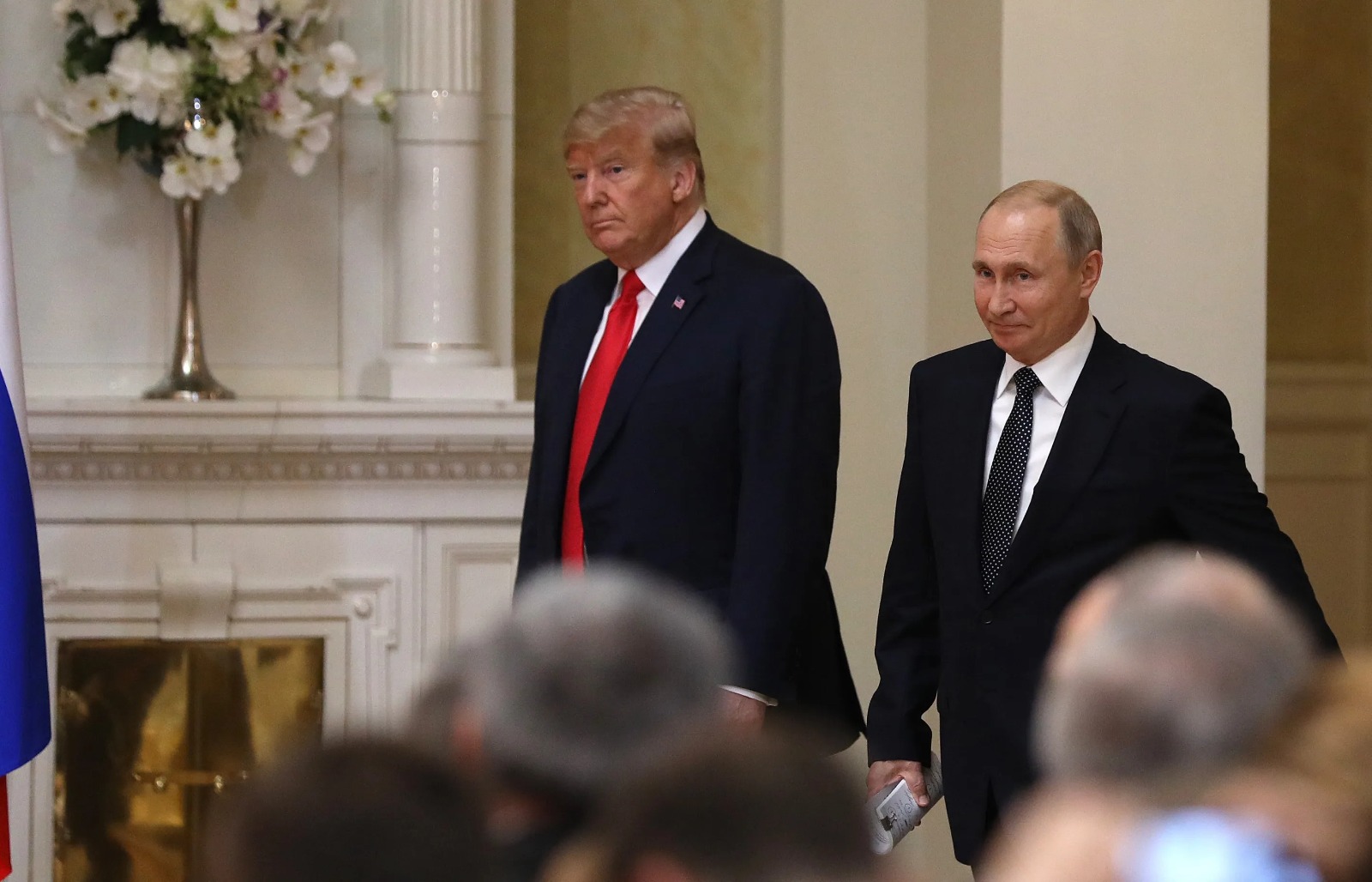 Trump informa que tuvo conversaciones con Putin