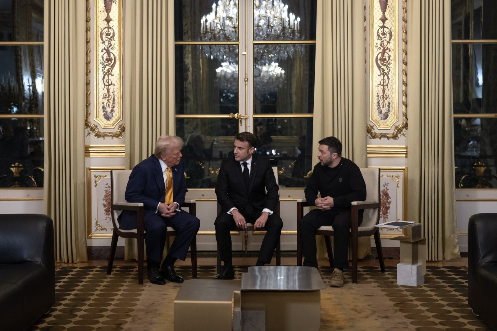 Zelenski busca llegar a un acuerdo con EU y Rusia