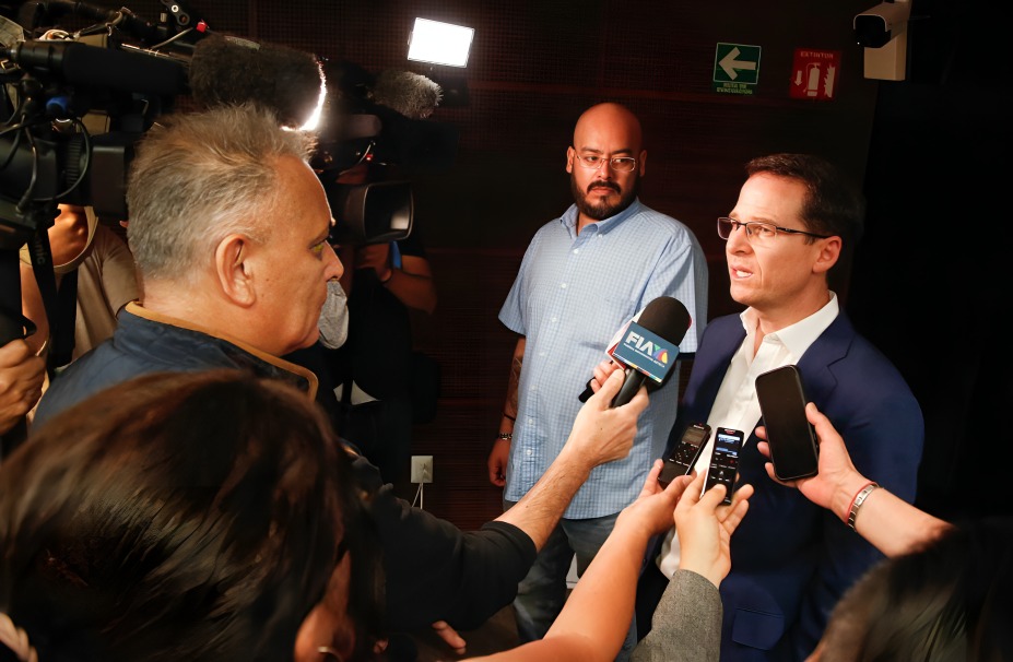 Anaya pide a autoridades tender campos de exterminio
