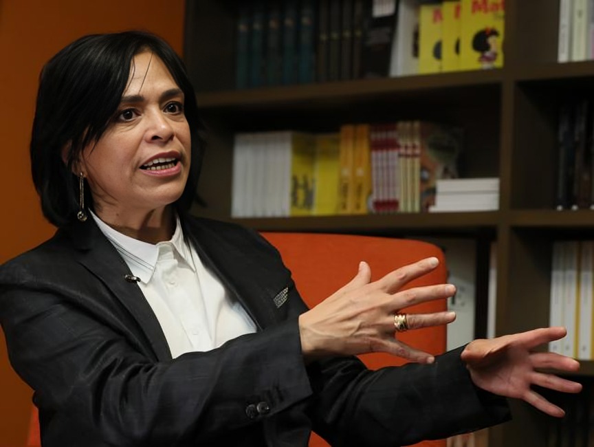 Desmienten a Anabel Hernández en entrevista