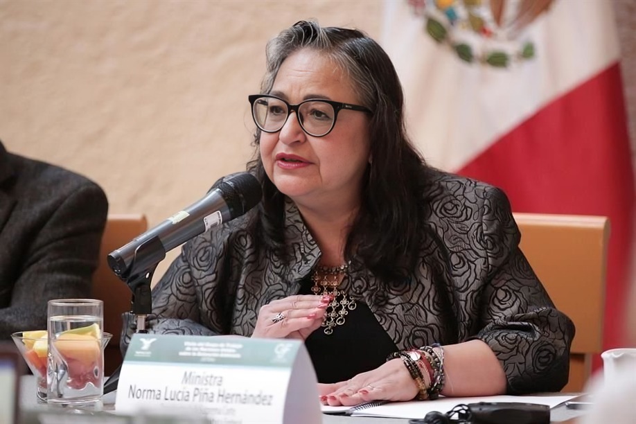 Noroña afirma que Norma Piña no seguirá sirviéndose con cuchara grande