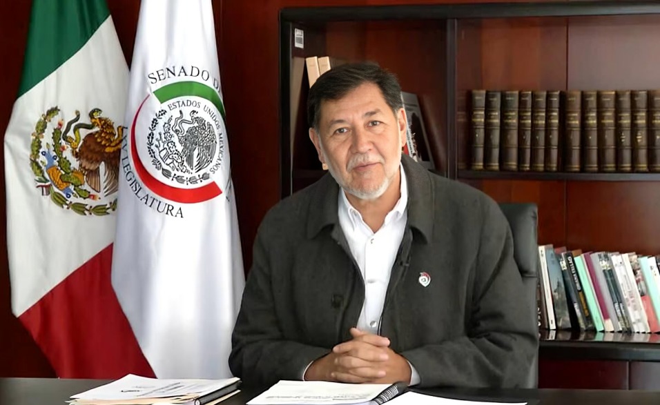 Noroña aclara gastos de su viaje a Francia