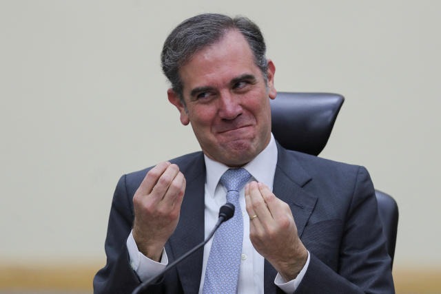 Noroña crítica postura Lorenzo Córdova 