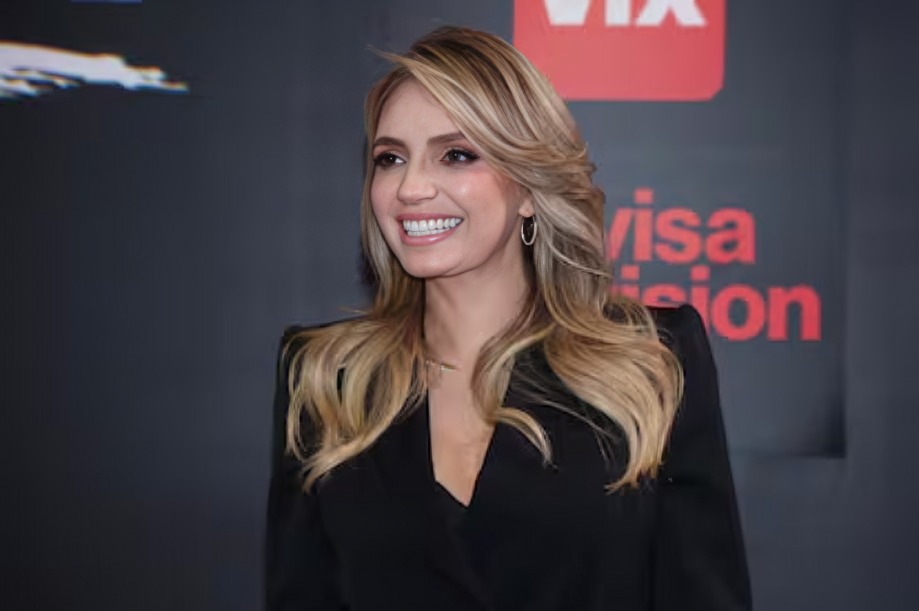 Revelan presunto tráfico de influencia de Angélica Rivera