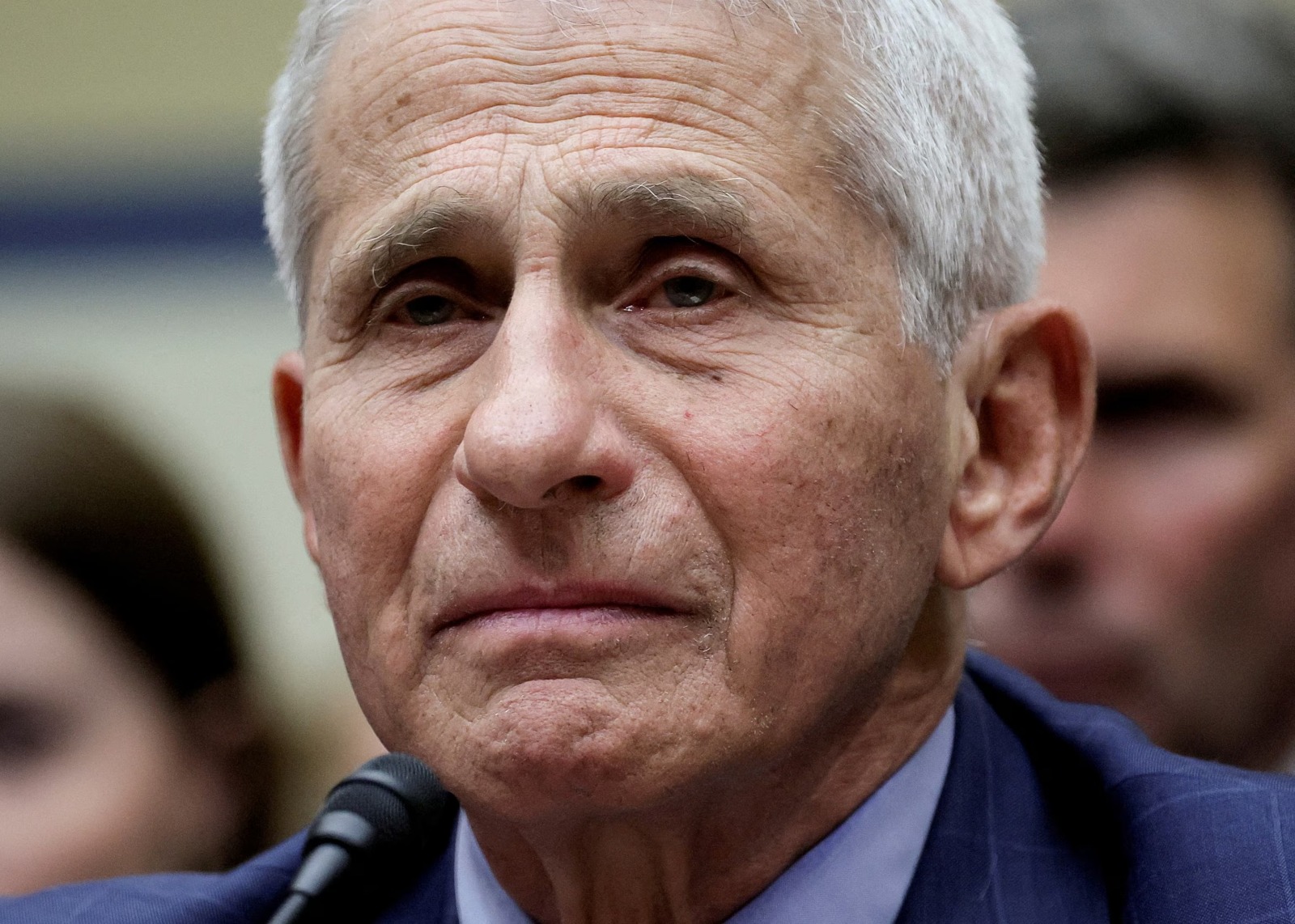 Administración de Trump responsabiliza a administración de Biden por Covid-19