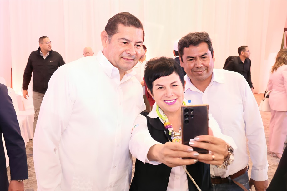 Armenta participa en Tiaguis Turístico 2025