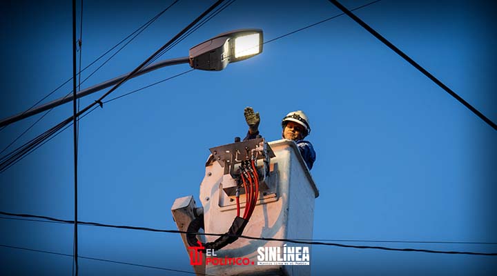 Ayuntamiento transforma alumbrado público en Colonia San Antonio Abad