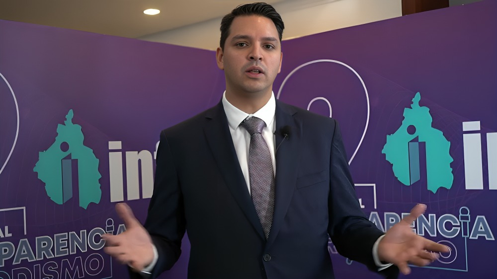 Candidato responde a críticas de Lorenzo Córdova
