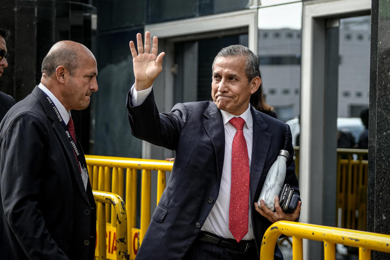 Condenan a prisión a expresidente de Perú por caso Odebrecht