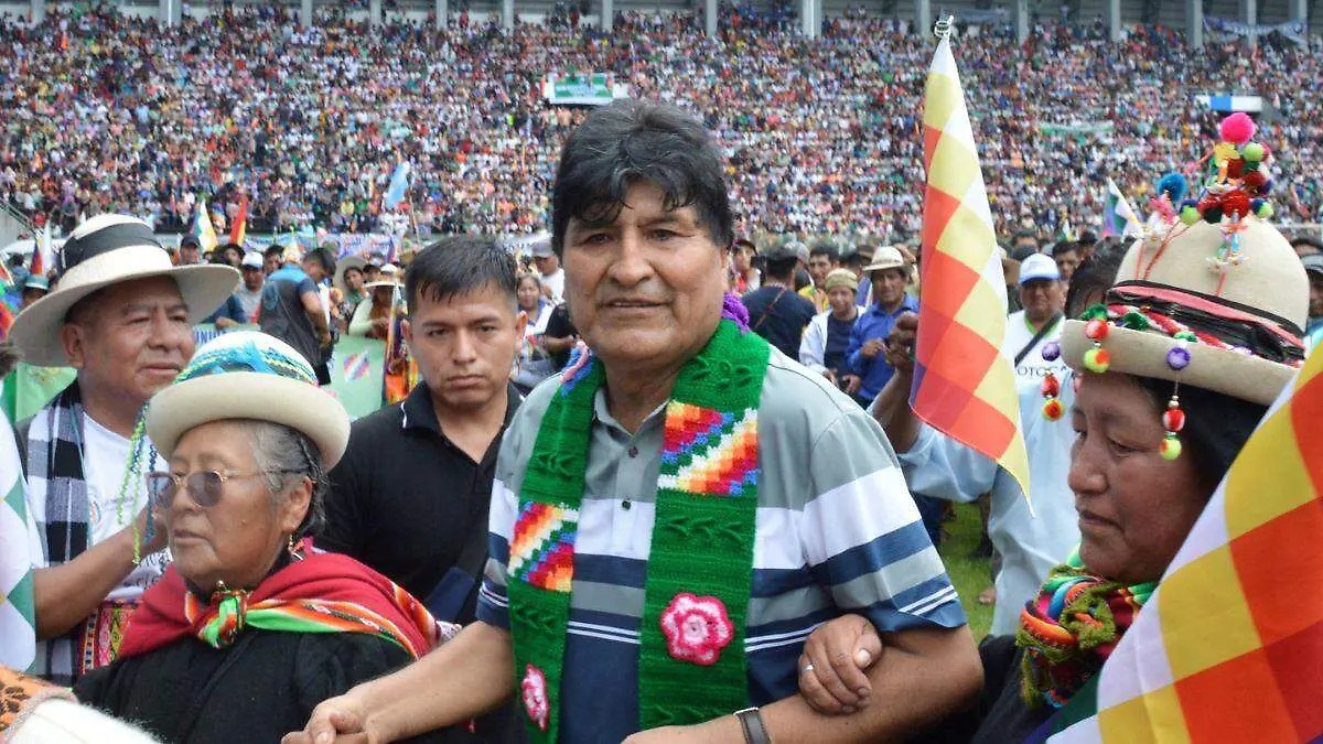 Evo Morales confirma candidatura presidencial