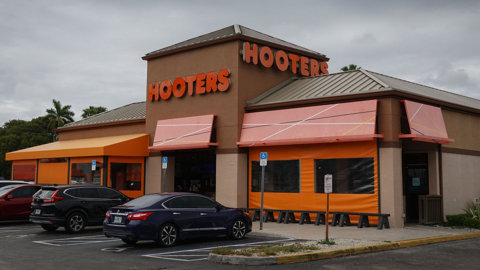 Hooters se declara en bancarrota en Estados Unidos