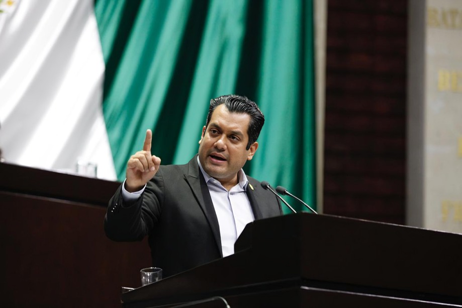Morena afirma que la prohibición del INE sobre elección judicial es ilegal