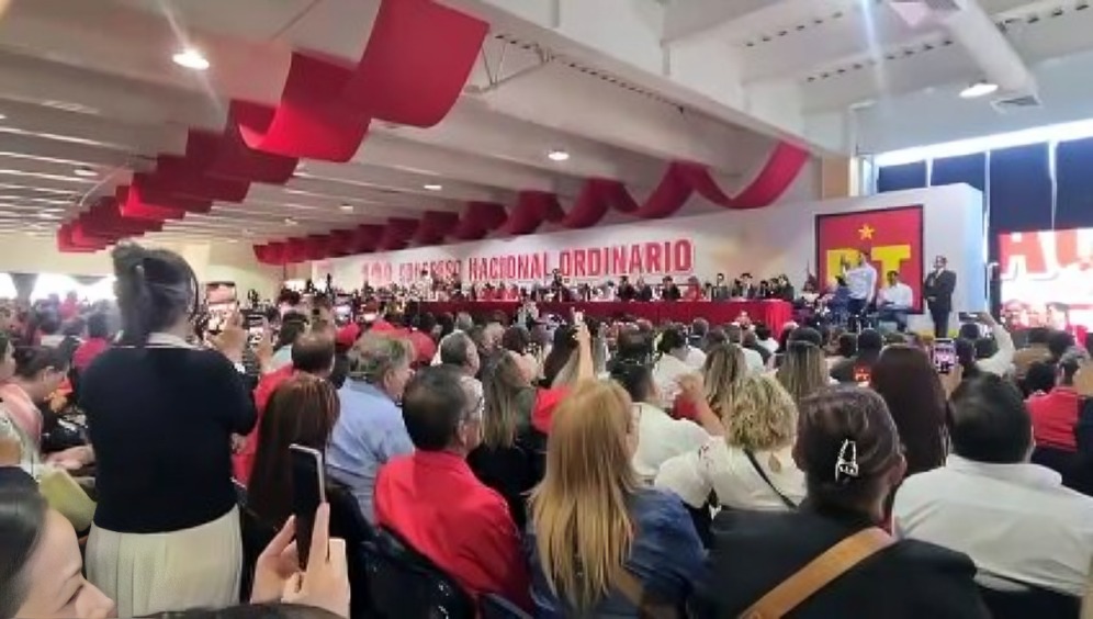 Noroña responde a lo ocurrido en evento del PT