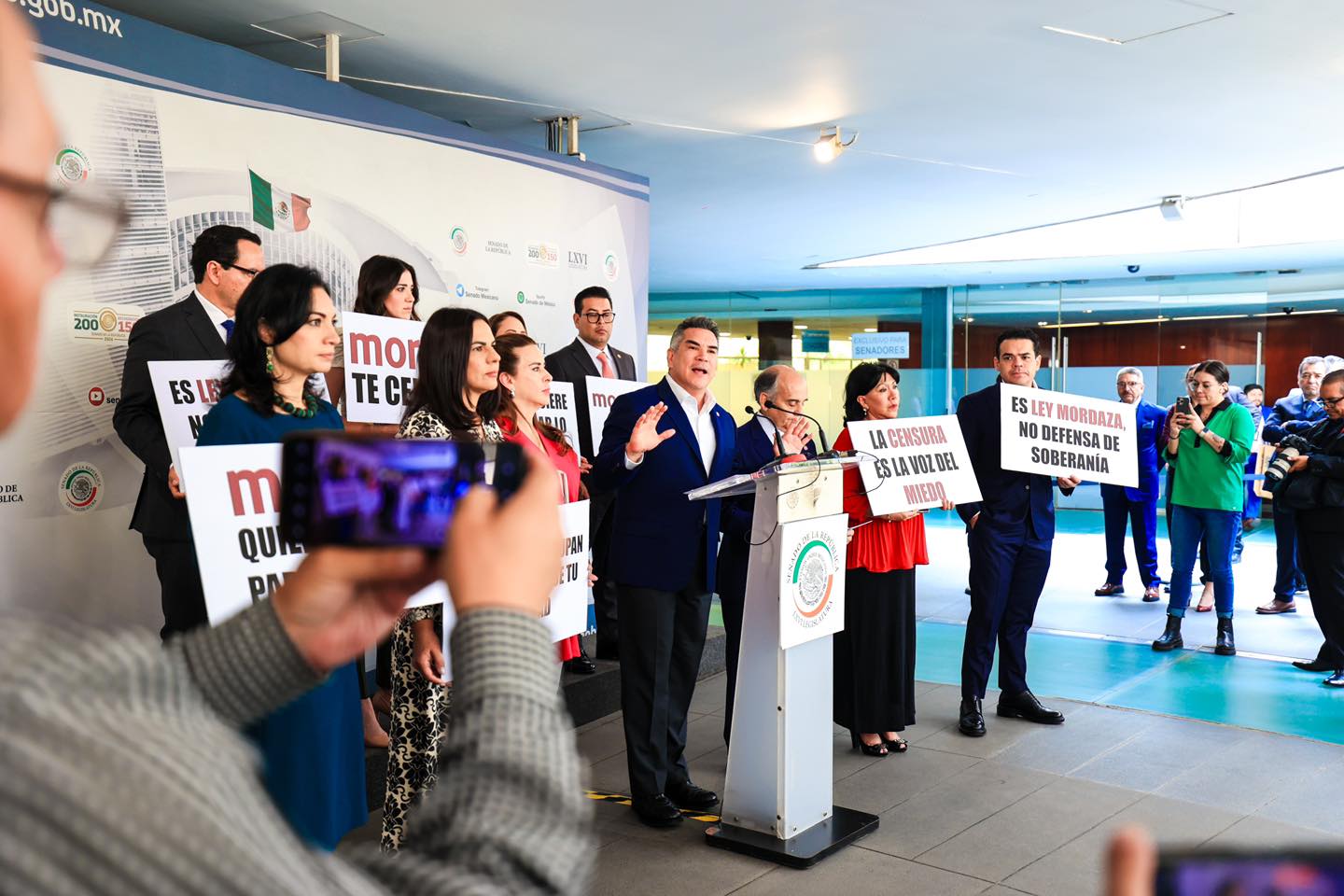 PRI presentará demanda contra AMLO por vínculos con el narco