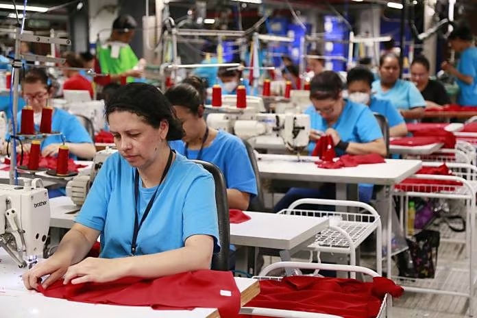 Reforma de jornada labora estancada pese a mayoría de Morena