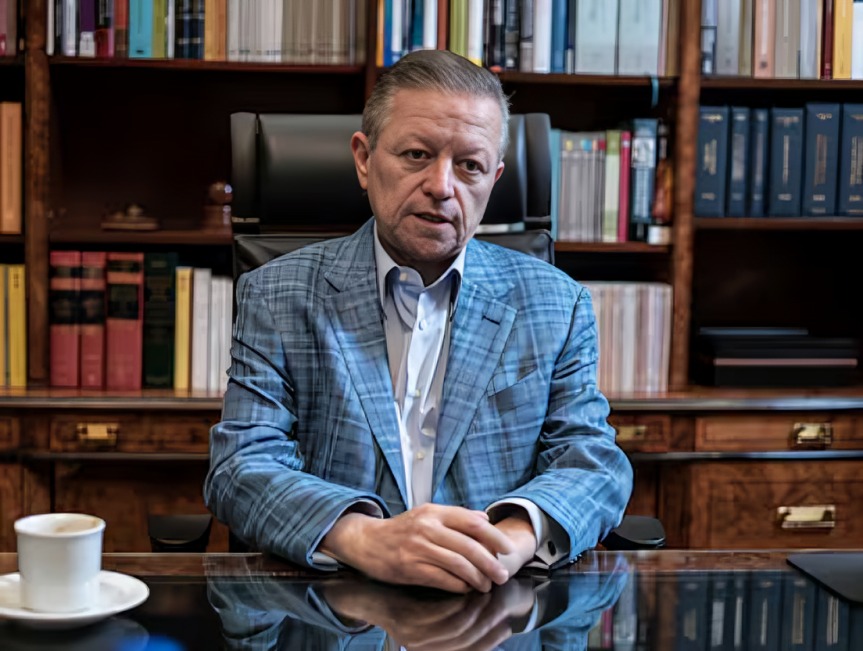 Zaldívar y Zavala pelean por elección judicial
