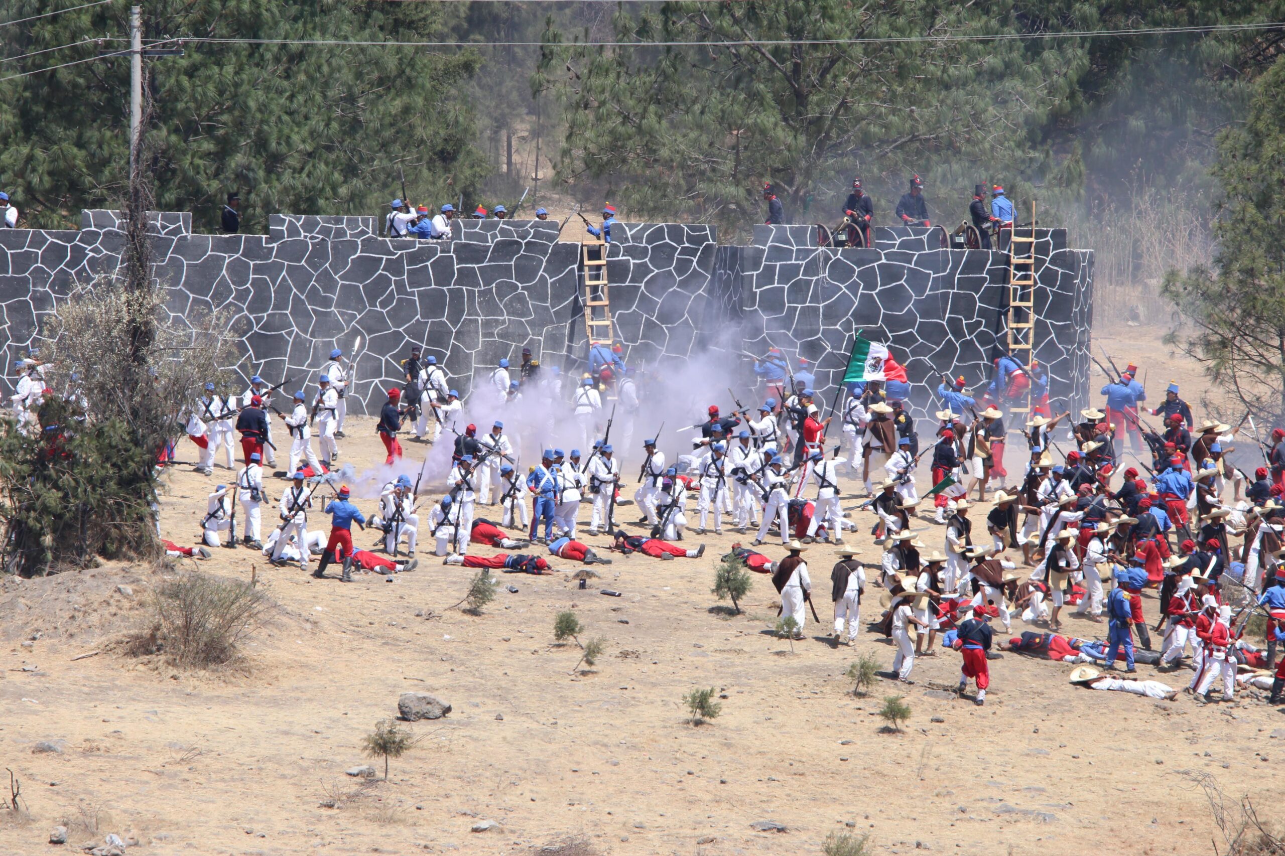Armenta encabeza escenificación de la Batalla del 5 de Mayo