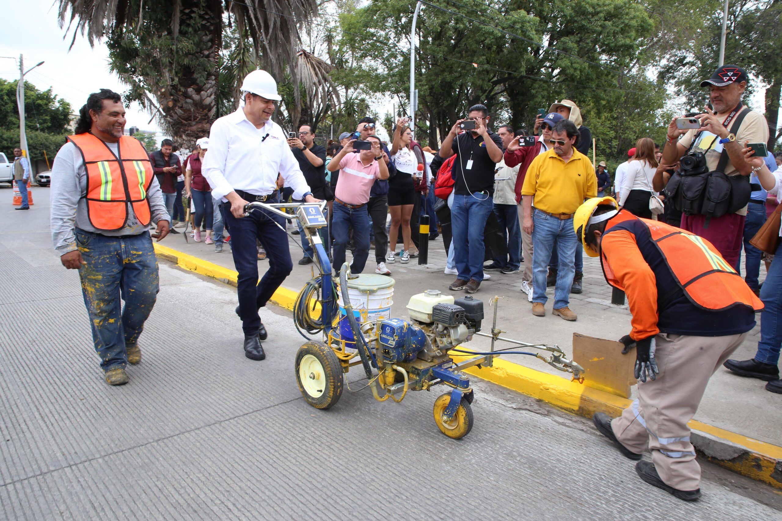 Armenta reafirma compromiso con la transformación de Puebla a través de faenas comunitarias