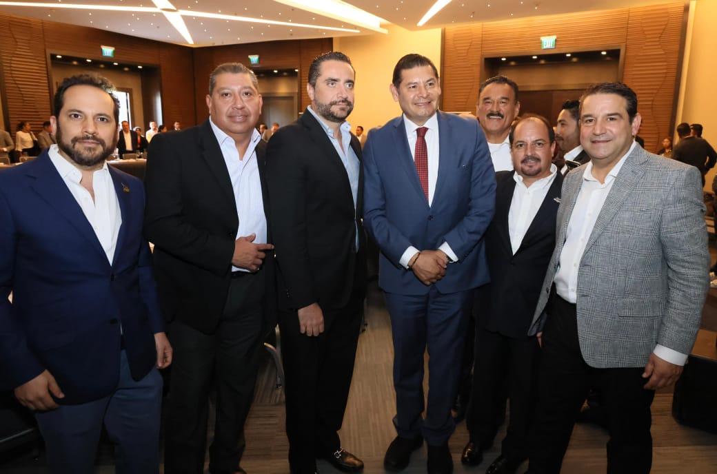 Armenta y empresarios