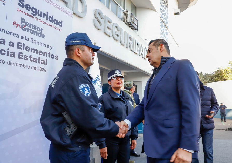 Armenta y Policias