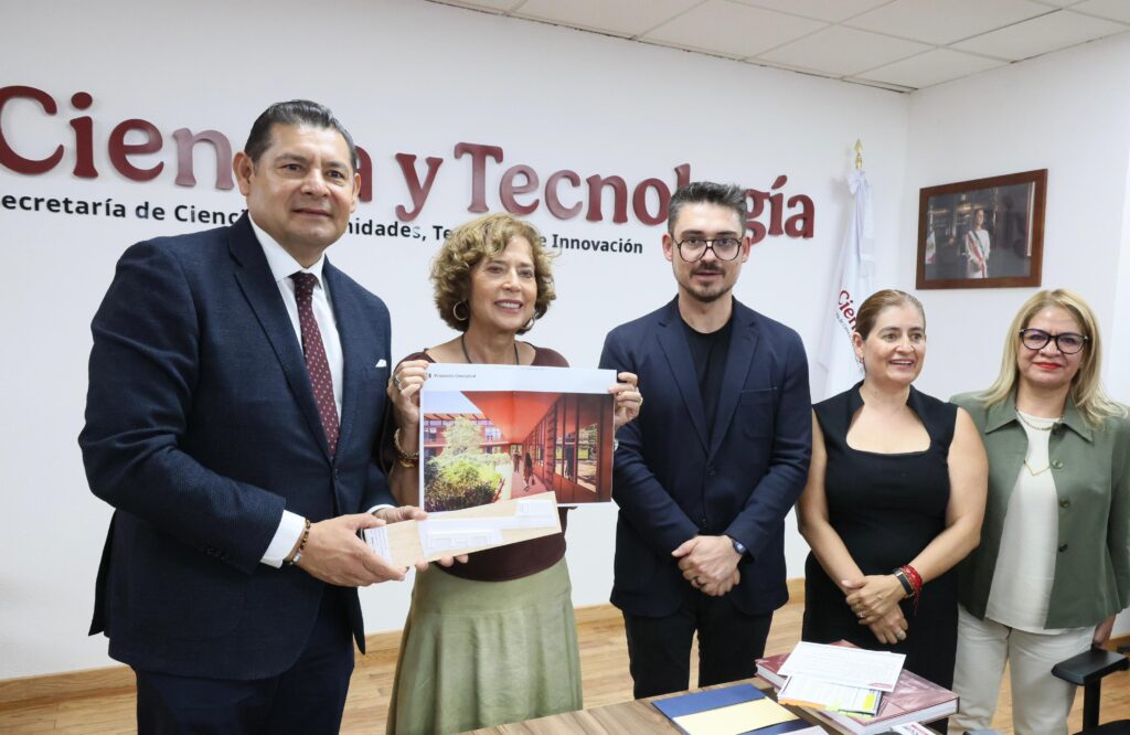 Firma de convenio con Secihti