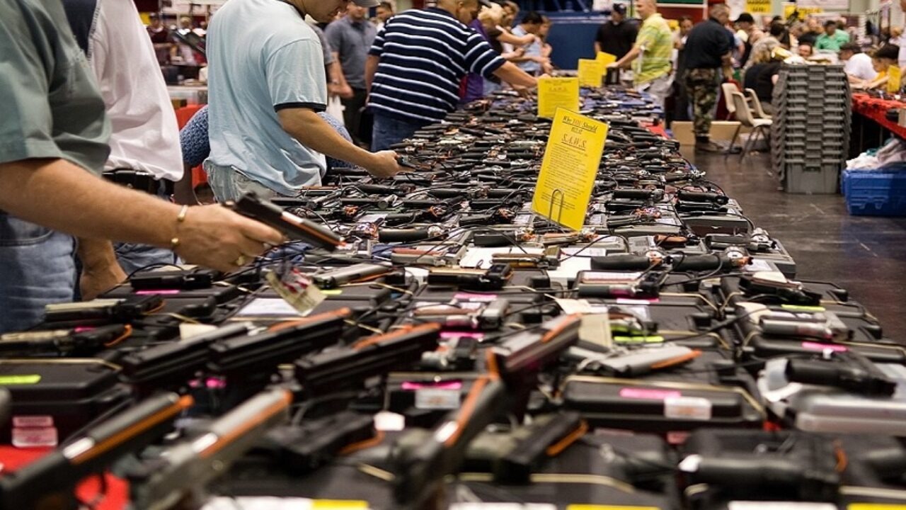 Mercado de armas de EU provoca crisis de inseguridad en México