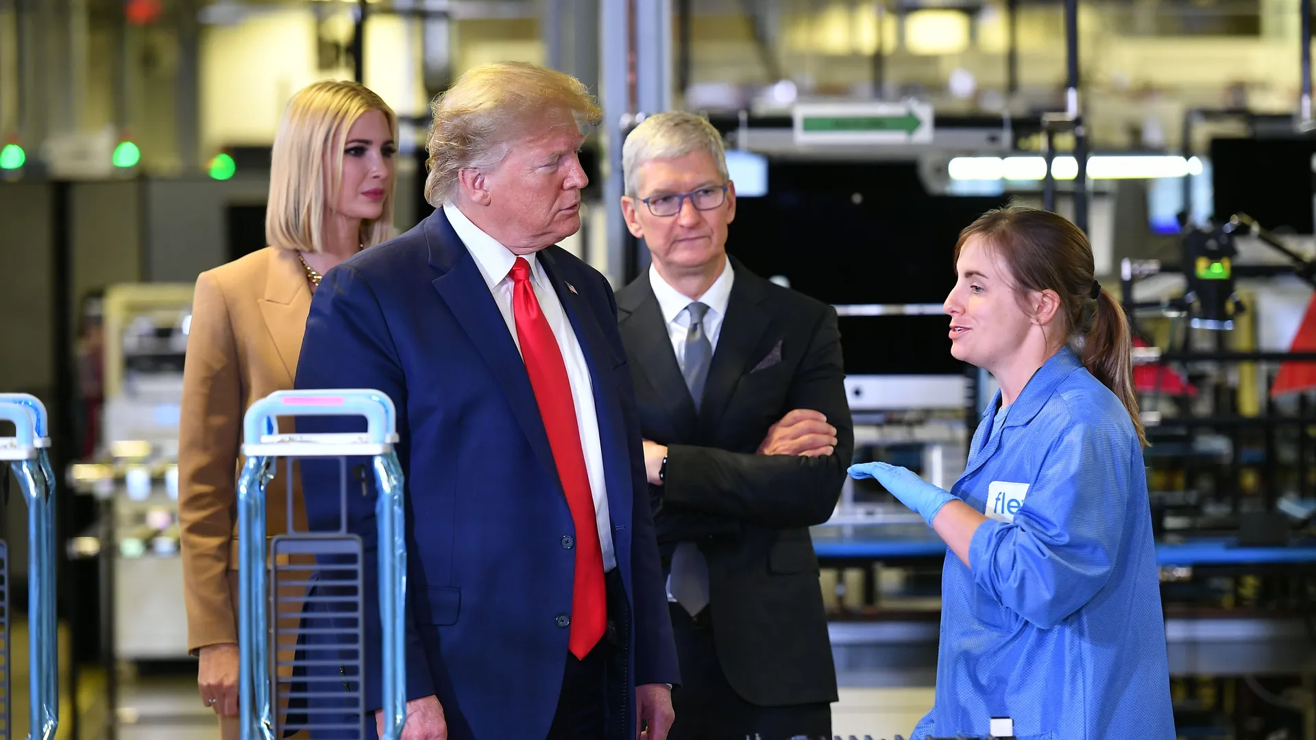 Tim Cook y Donald Trump