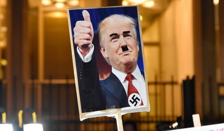 Turismo global cae en EU por políticas de Trump