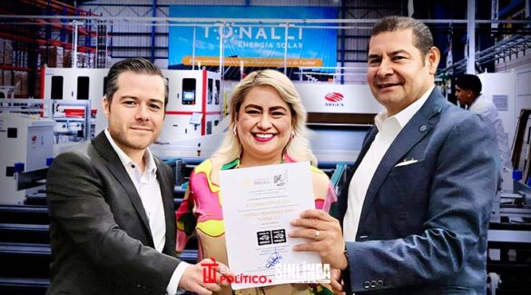 Armenta inaugura fabrica de panles solares Tonalli