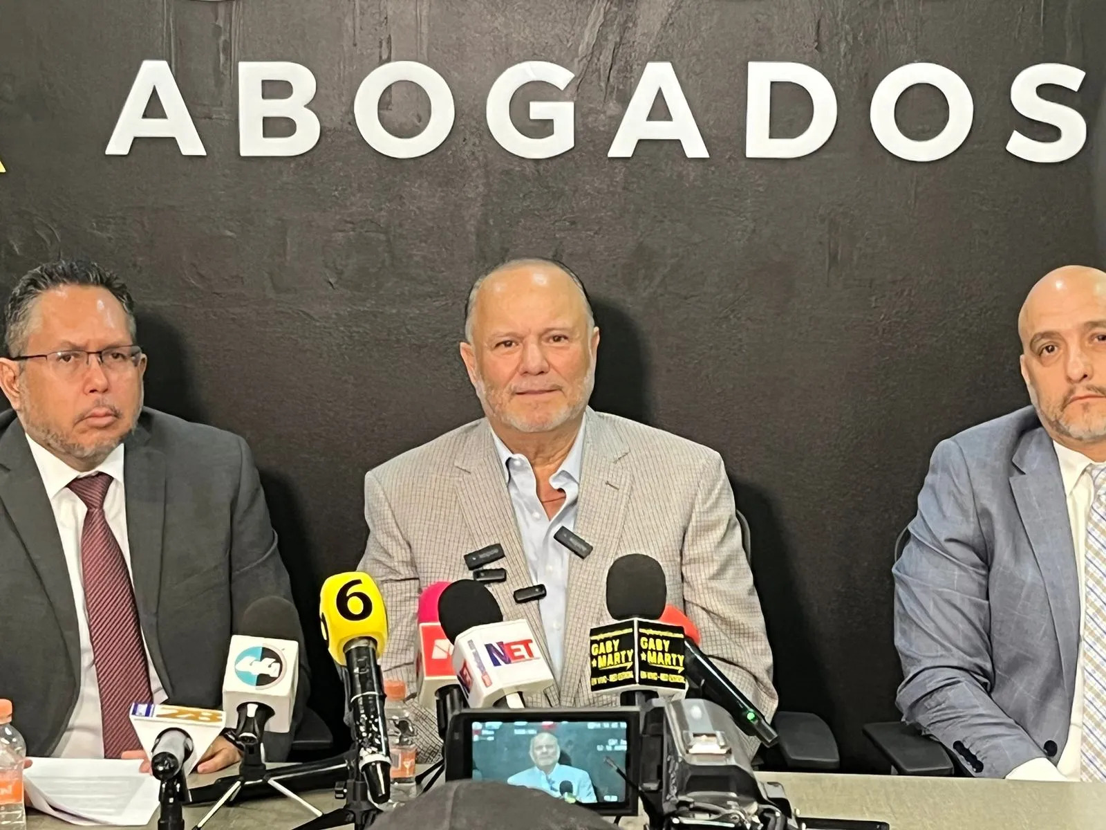 César Duarte no es víctima de persecución política, debe rendir cuentas: Morena
