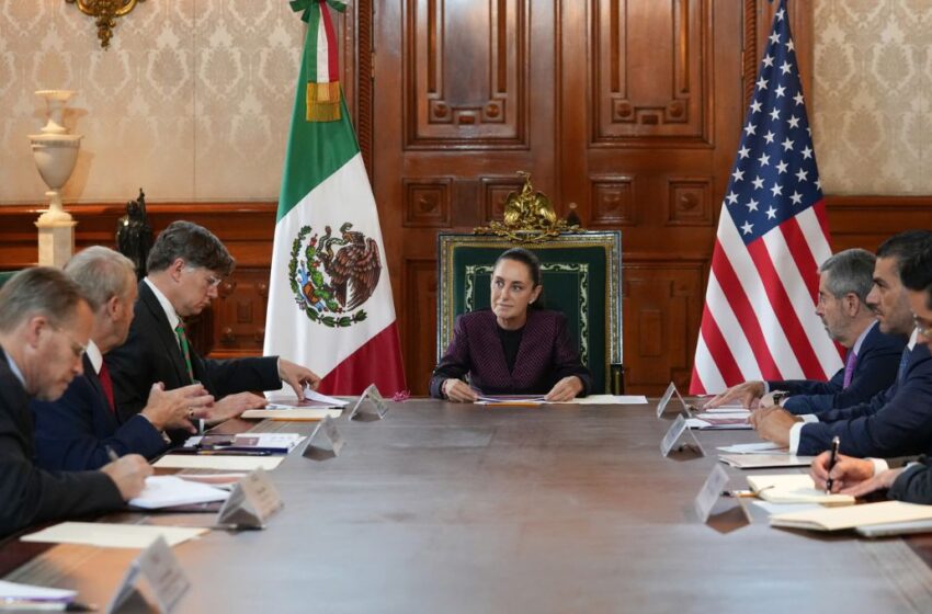 Christopher Landau reunión