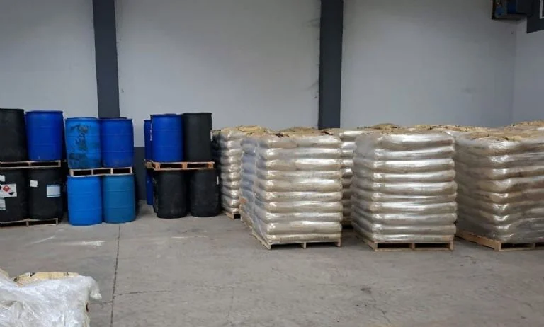 Desmantelan 5 laboratorios de metanfetaminas en Michoacán