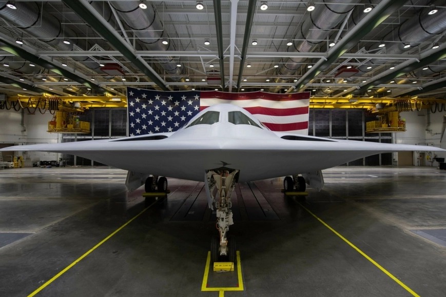 EU traslada bombarderos B-2 y oceáno pacífico