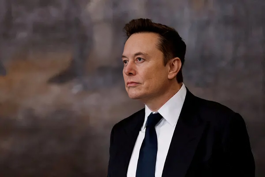 Musk vuelve a criticar plan fiscal de Trump