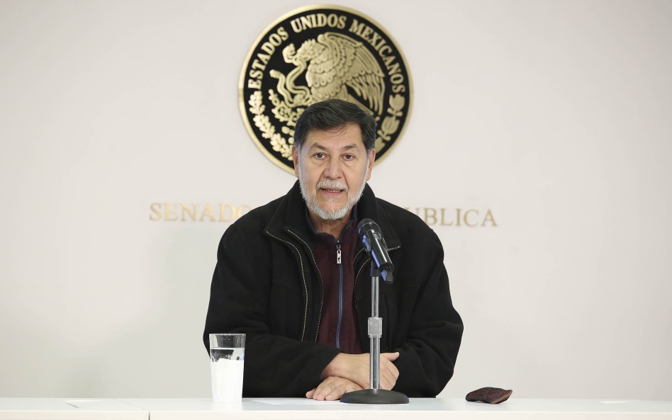 Noroña aclara detalles de su viaje a Roma