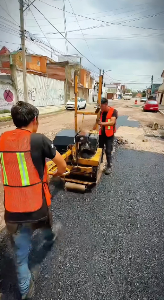 Pepe Chedraui promete tapar más de 300 mil baches en Puebla
