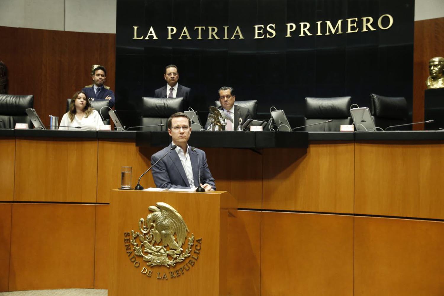 Oposición pide dejar de lucrar con tragedia en LA