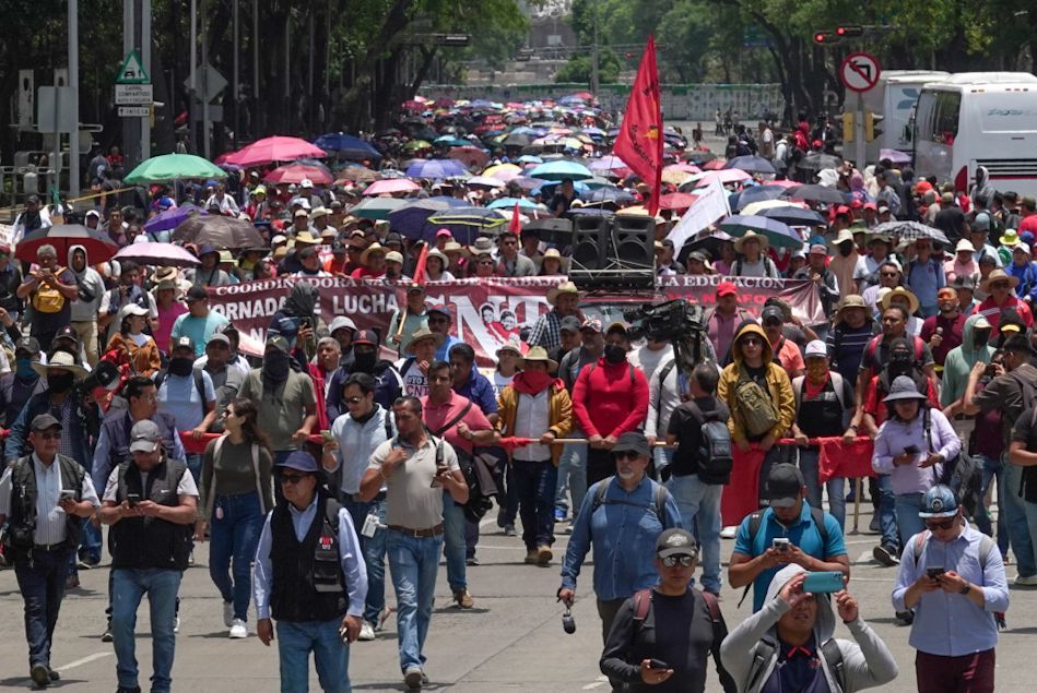 Segob reprueba destrozos de integrantes de la CNTE en CDMX