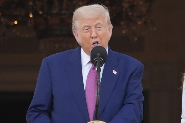 Trump reacciona a bombardeo Irán